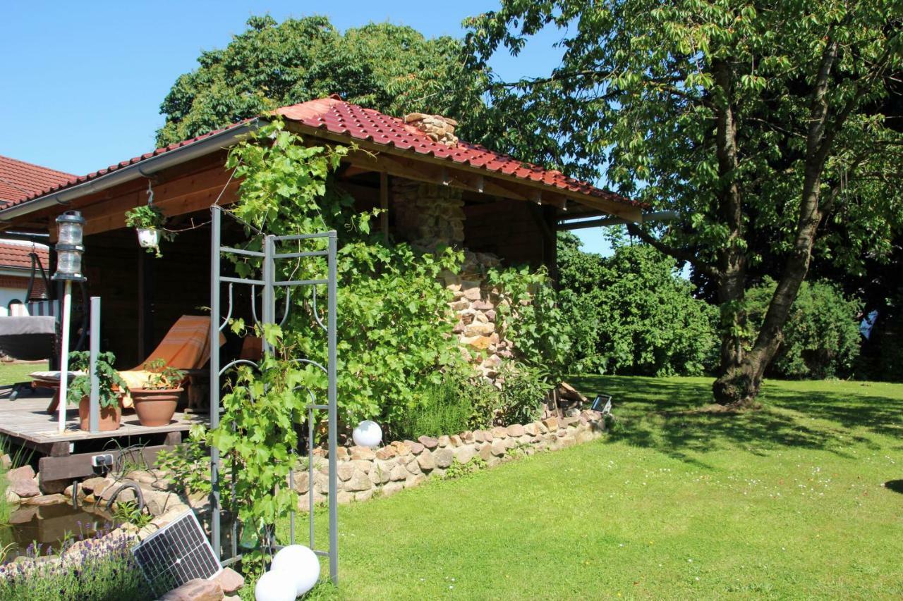 Kapitans Huus Apartment Westoverledingen Exterior photo